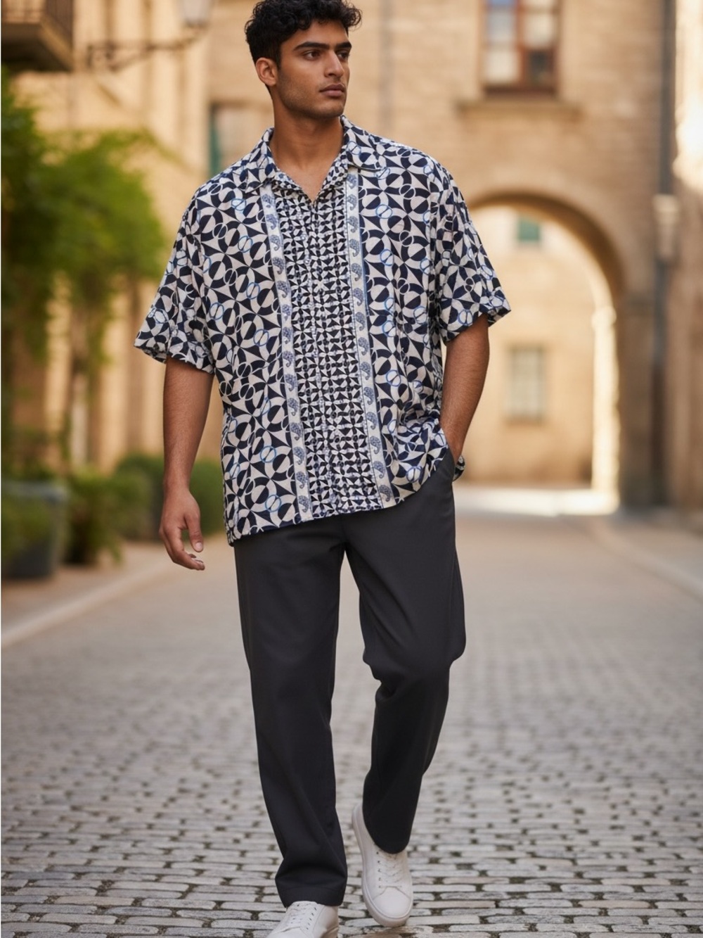 Cremieux Premium Denim XLT Short Sleeve Button Down Shirt Navy Blue Geometric